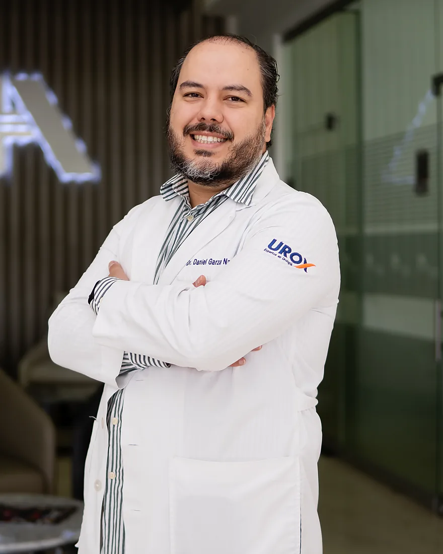 Dr. Daniel Garza